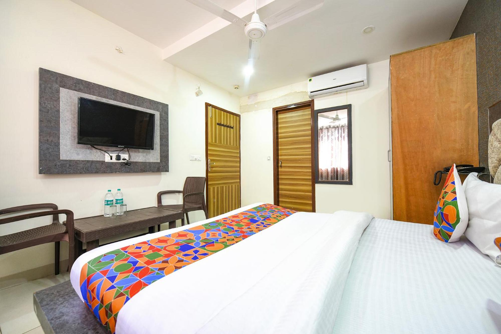 Fabhotel Green Valley Chandīgarh Exteriör bild