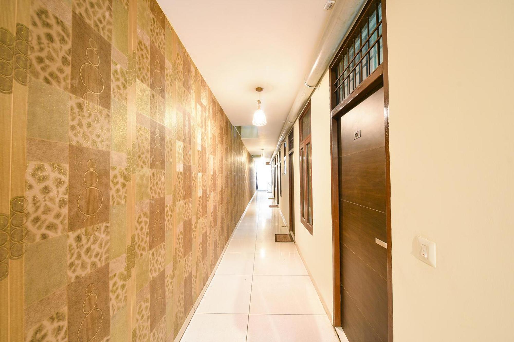 Fabhotel Green Valley Chandīgarh Exteriör bild